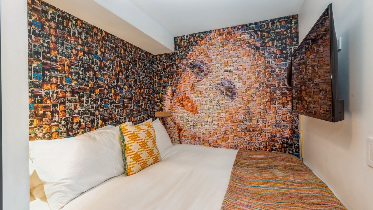 Photo of Bedroom in Eureka Valley