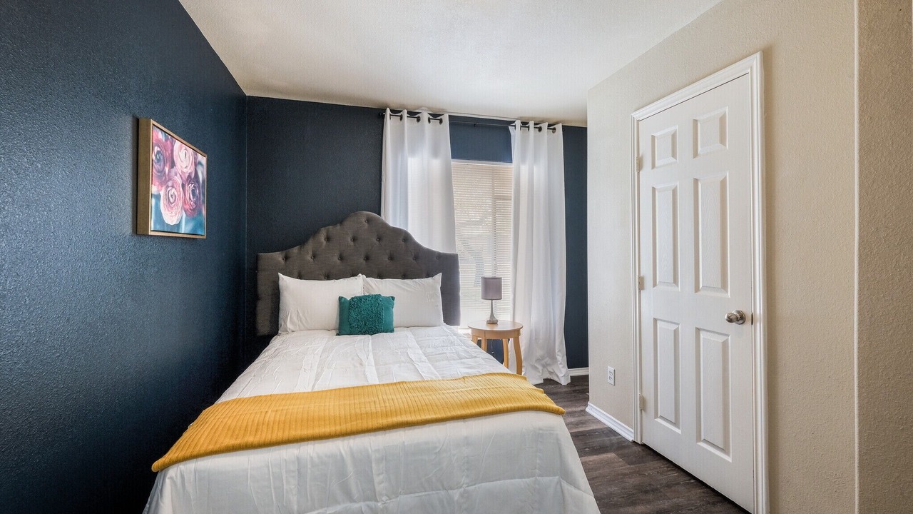 Photo of Bedroom in North San Antonio - SAT