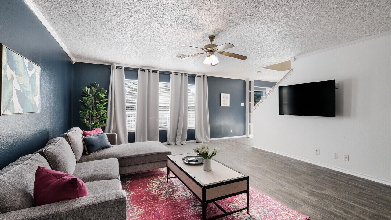 Photo of Livingroom in North San Antonio - SAT