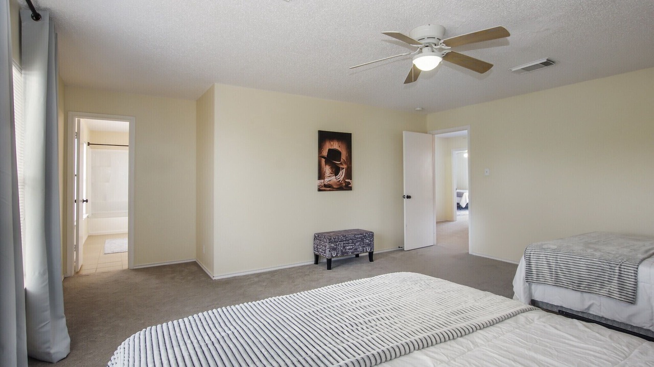 Photo of Bedroom in North San Antonio - SAT