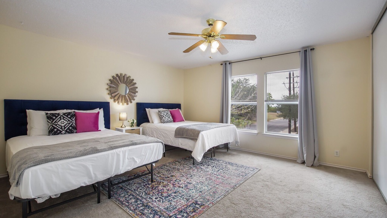 Photo of Bedroom in North San Antonio - SAT