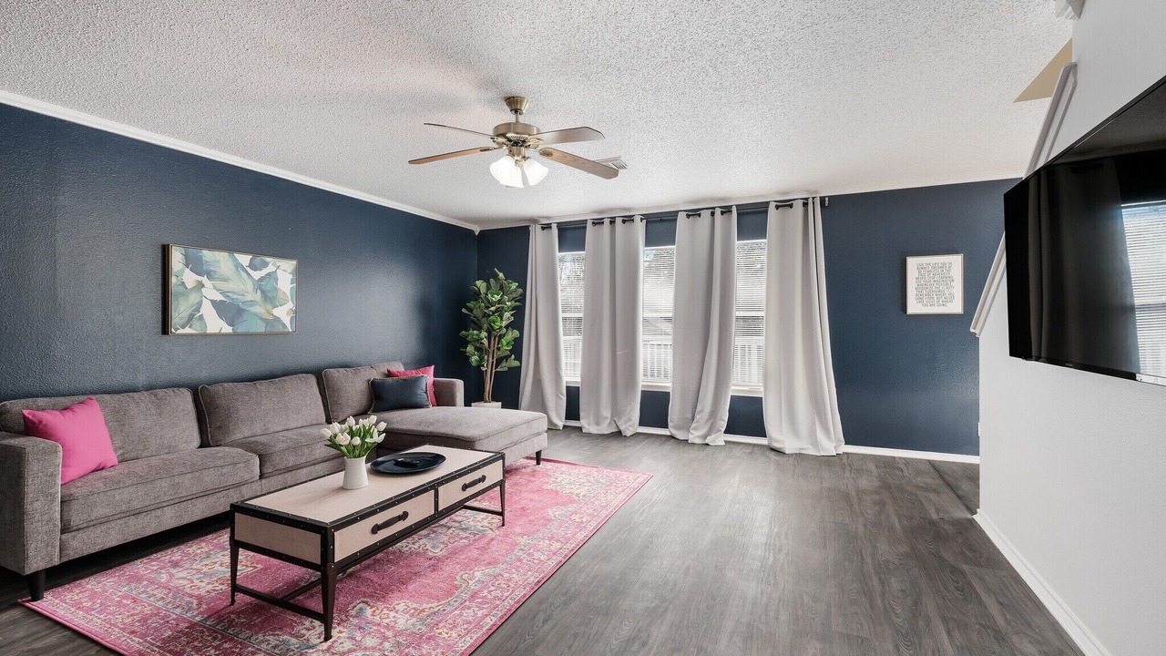 Photo of Livingroom in North San Antonio - SAT
