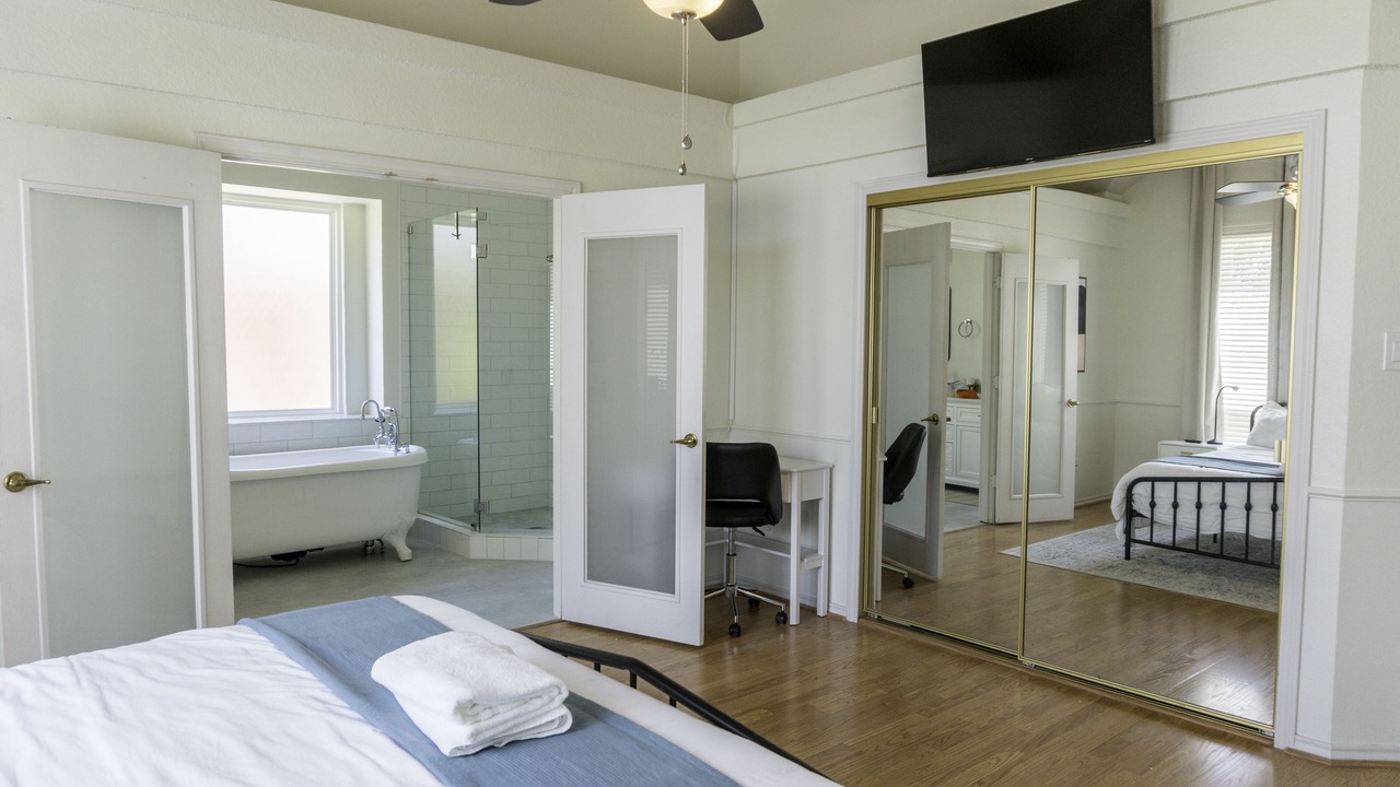 Photo of Bedroom in Frisco