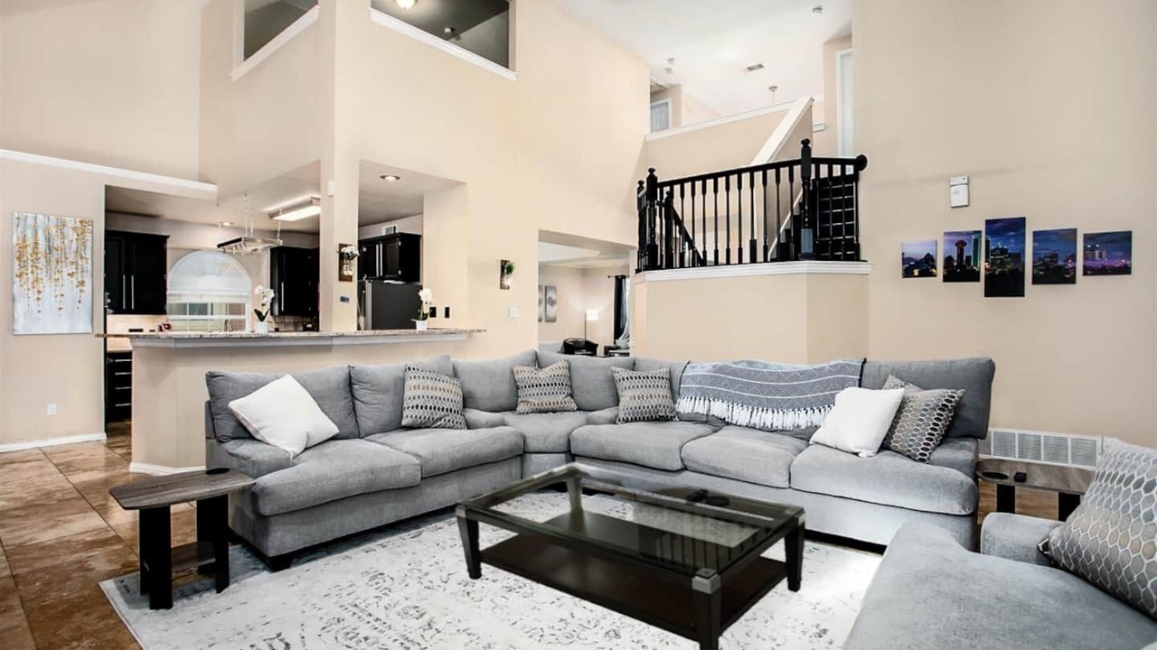 Photo of Livingroom in Hunters Glen