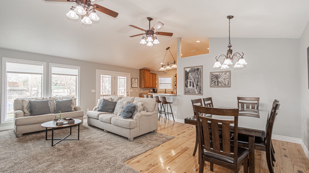 Photo of Livingroom in Blackfoot