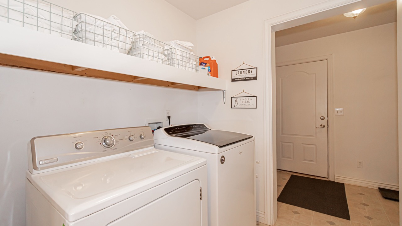 Photo of Others in Blackfoot