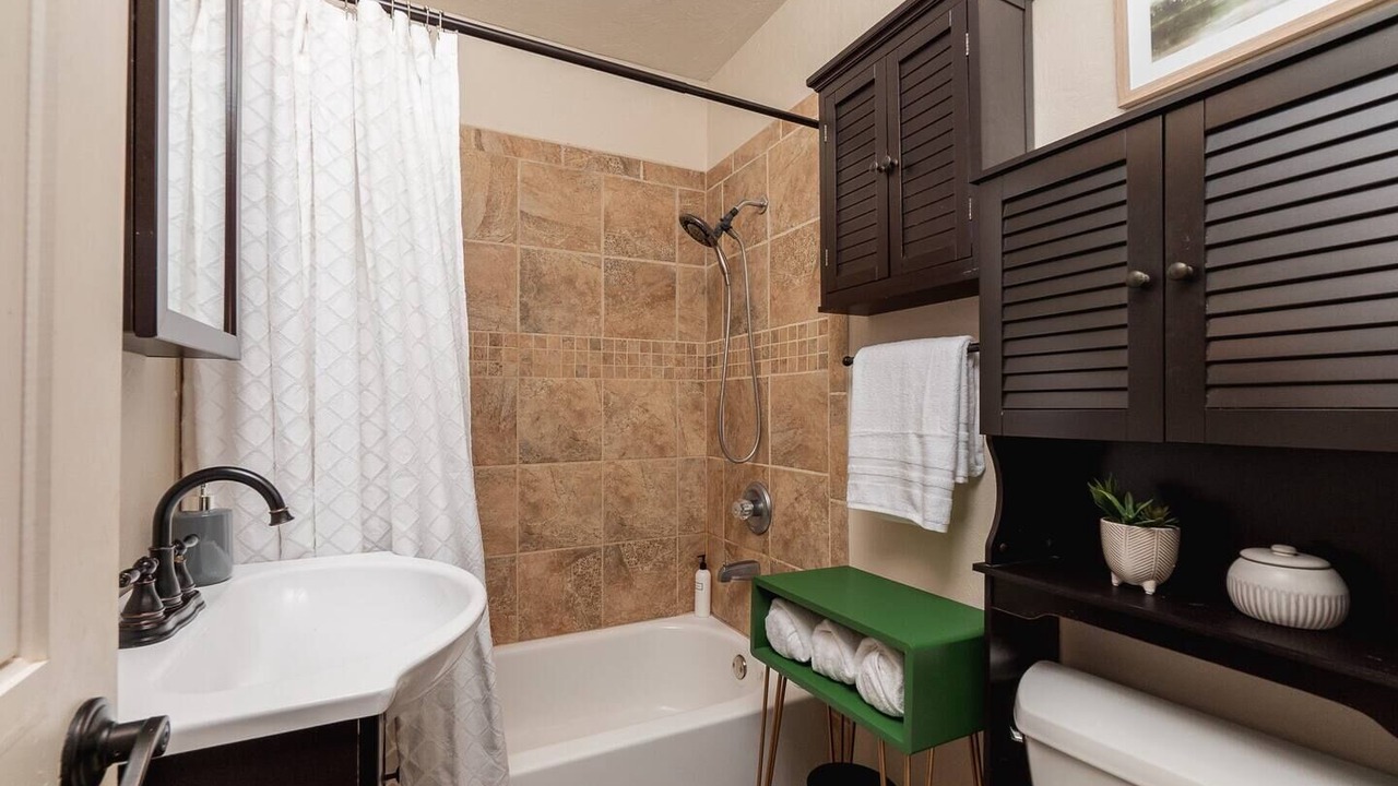 Photo of Bathroom in Crestwood