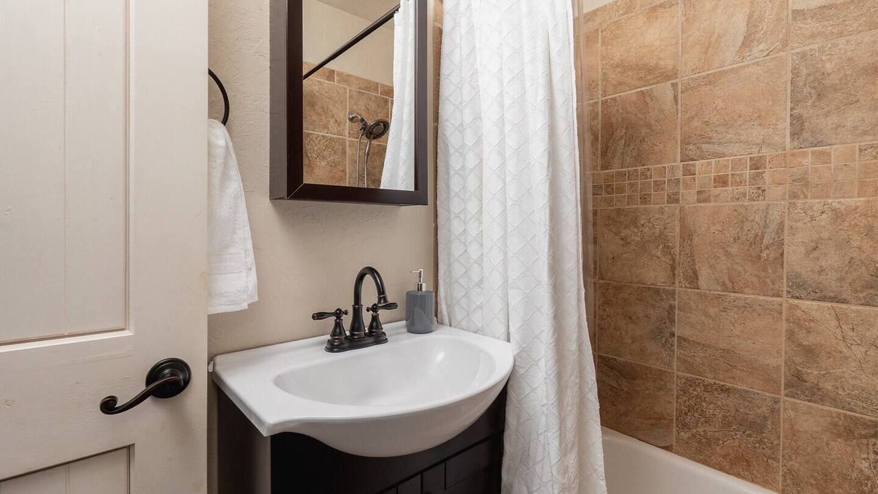 Photo of Bathroom in Crestwood