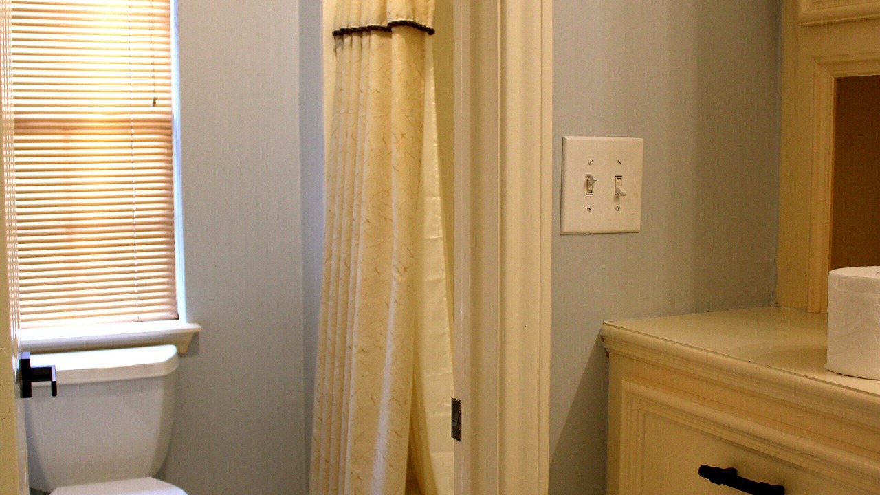 Photo of Bathroom in Barker
