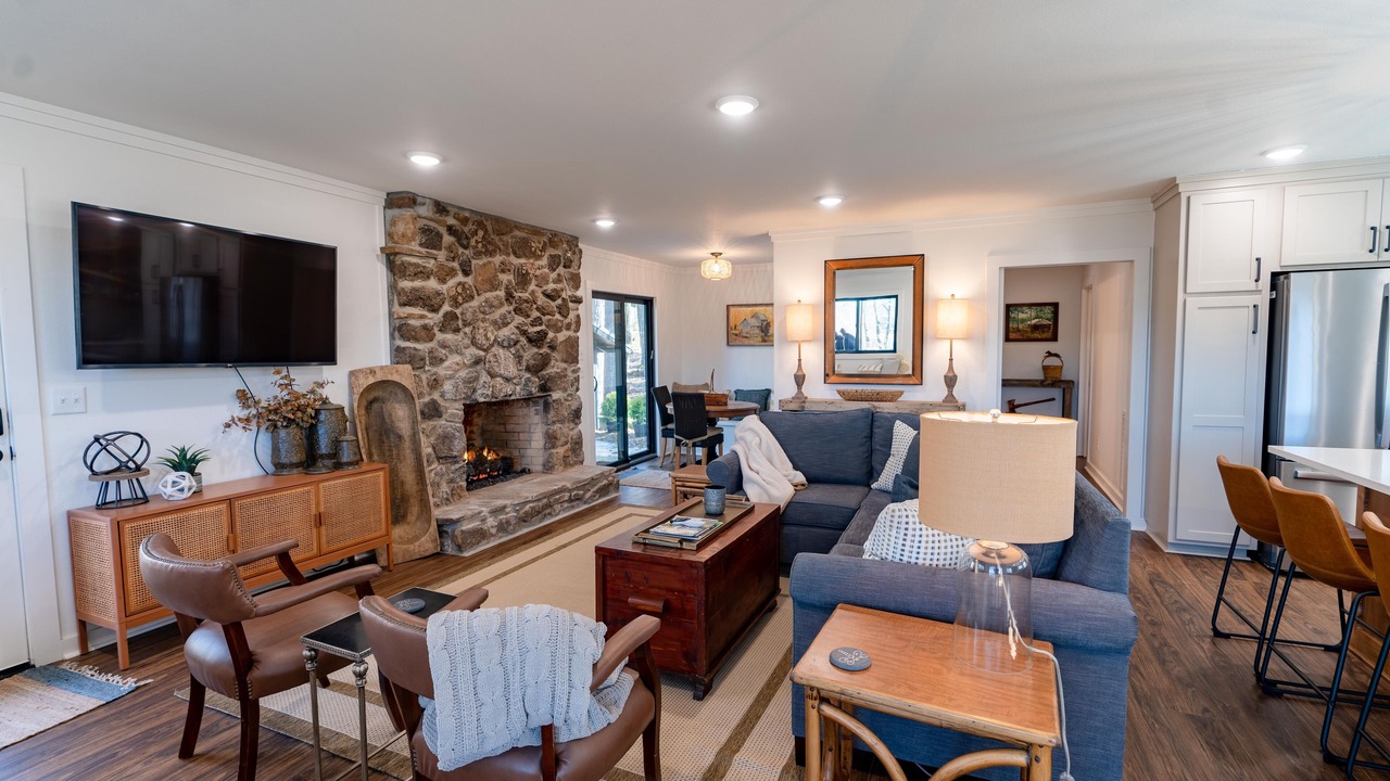 Photo of Livingroom in Greers Ferry