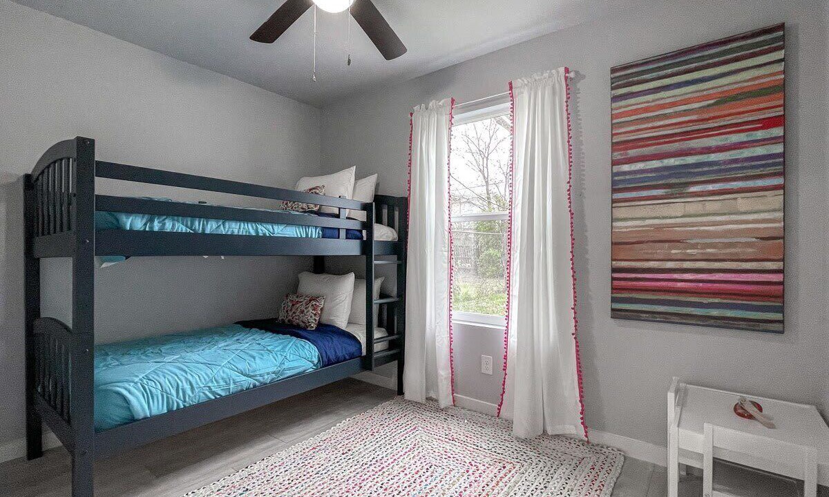 Photo of Bedroom in Northwest Los Angeles Heights