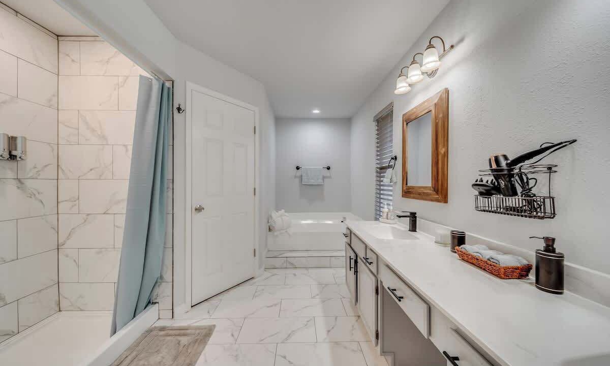 Photo of Bathroom in Grand Prairie