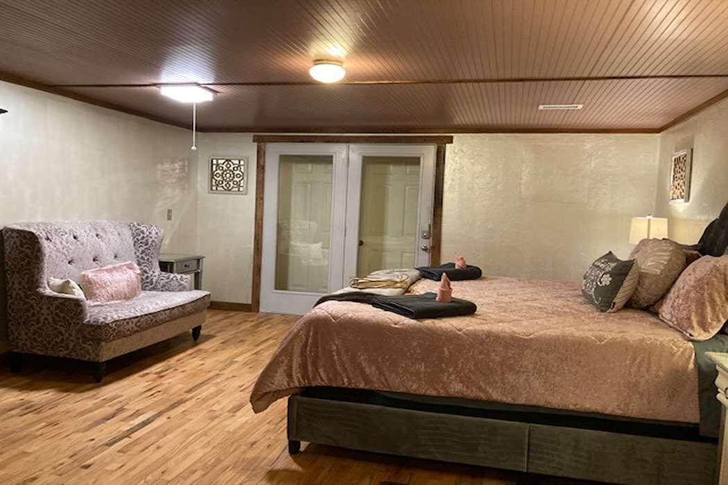 Photo of Bedroom in Zion