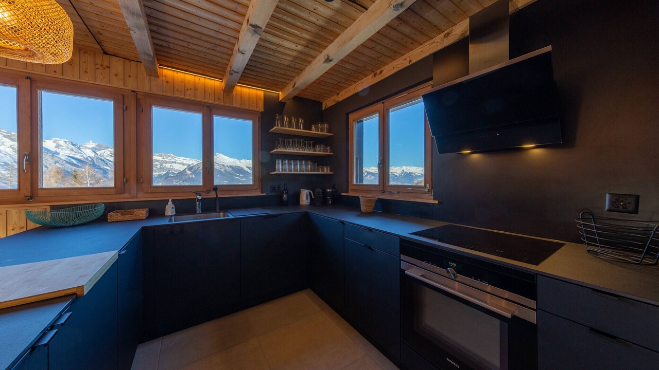Photo of Kitchen in Saint-Pierre-de-Clages