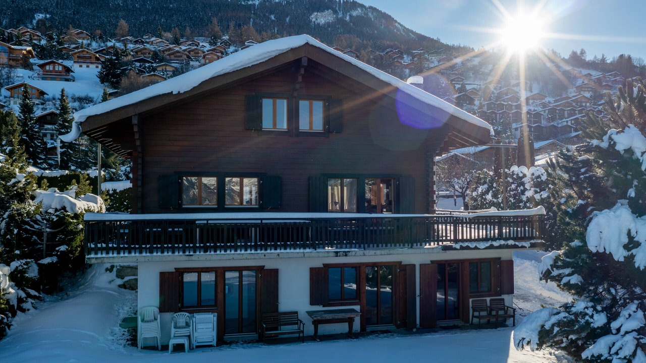 Photo of Outdoor in Saint-Pierre-de-Clages