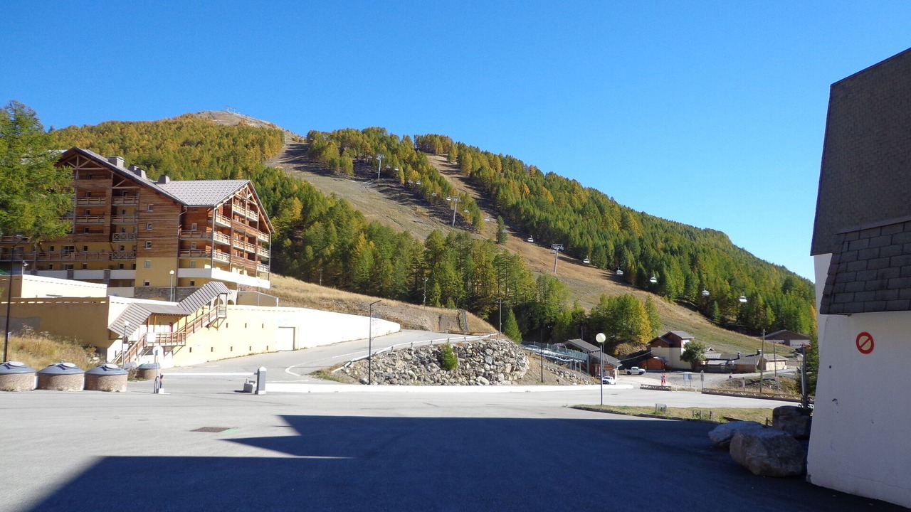 Photo of Others in Allos