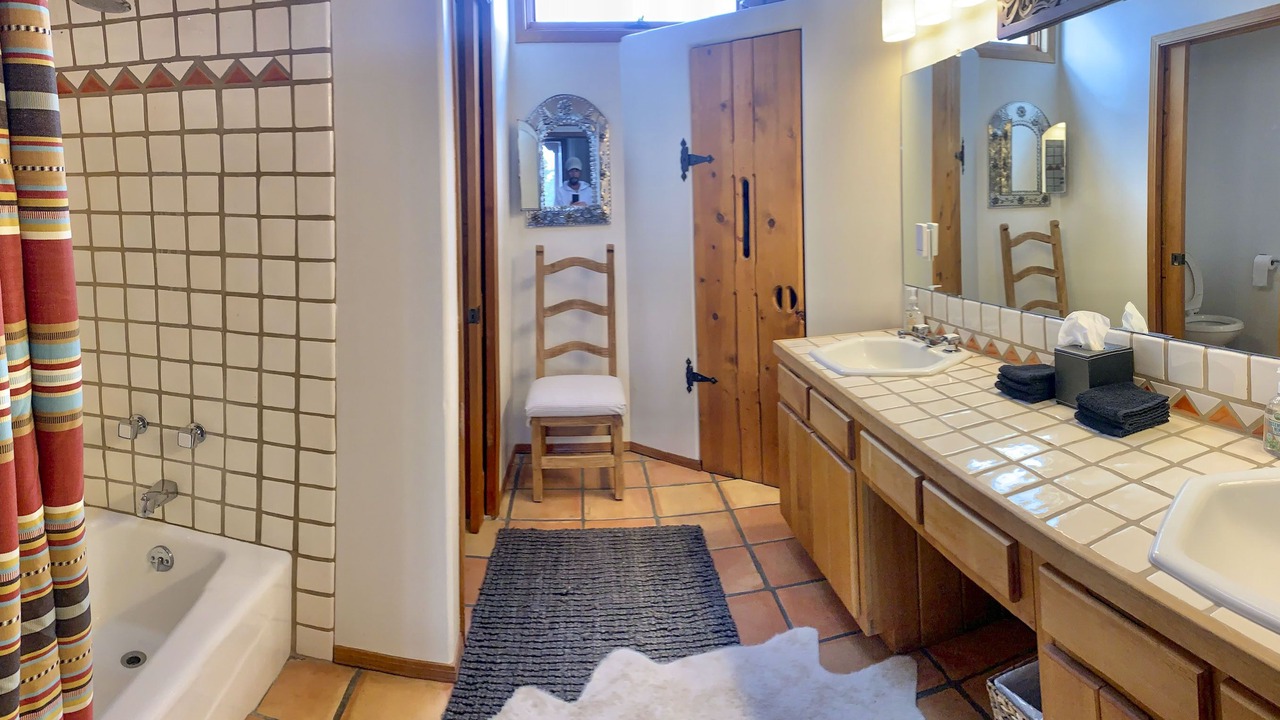 Photo of Bathroom in Eldorado at Santa Fe