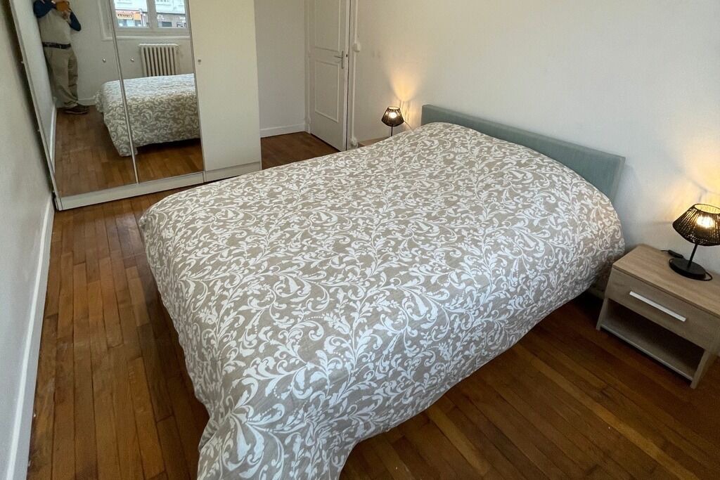 Photo of Bedroom in Elbeuf