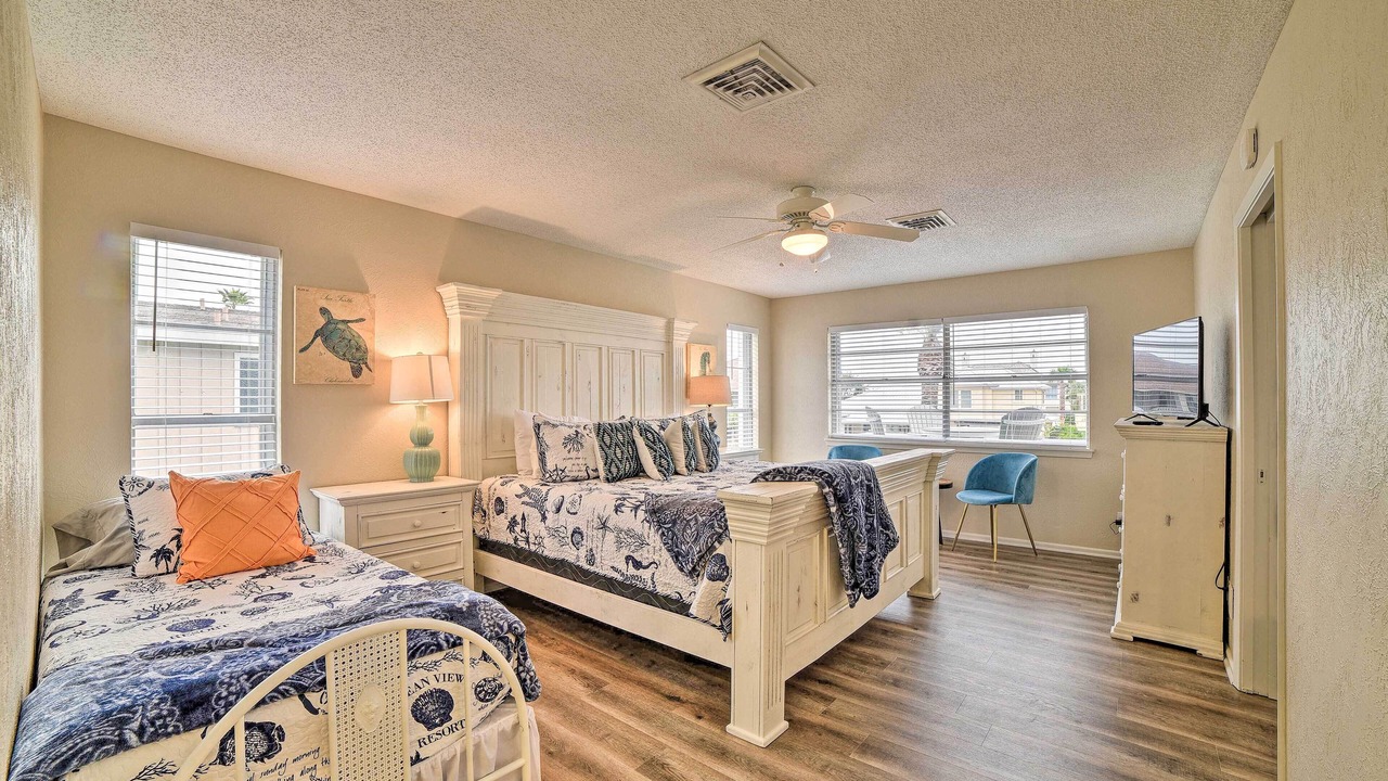 Photo of Others in Key Allegro