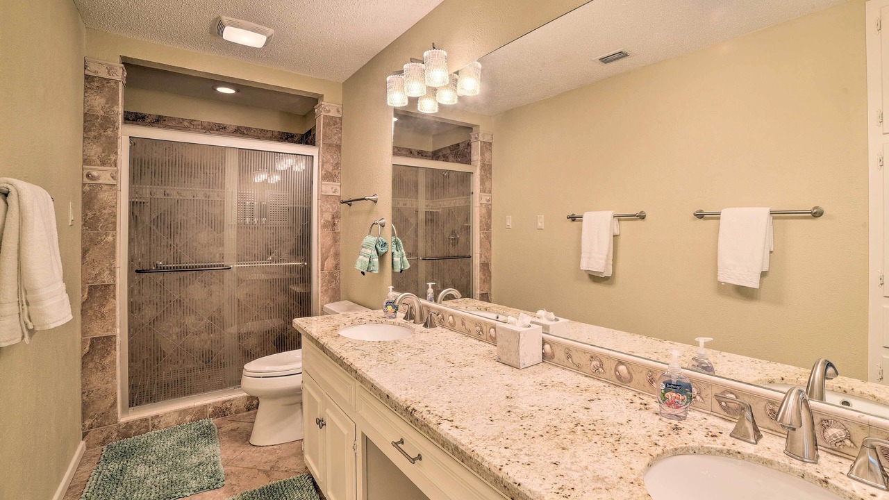 Photo of Bathroom in Key Allegro