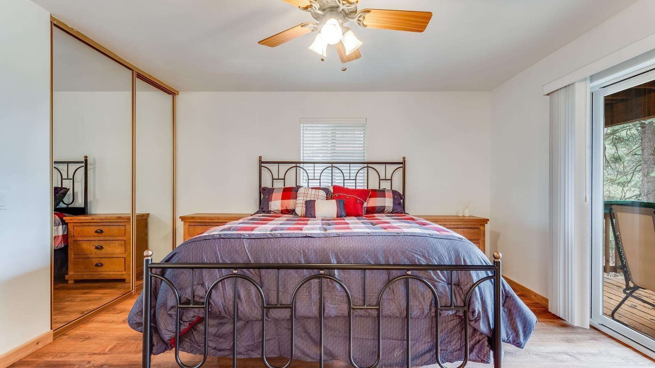 Photo of Bedroom in Arrowhead Villas