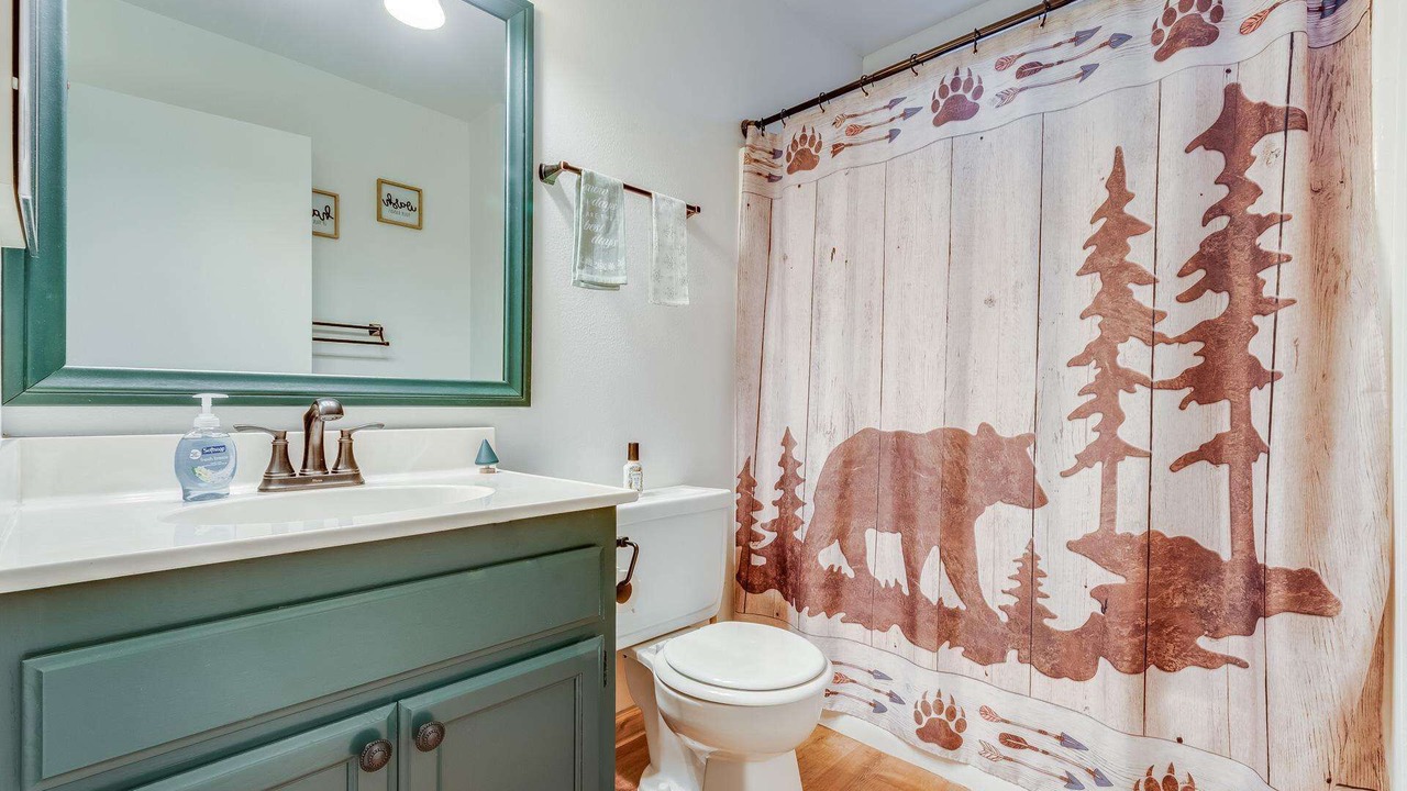 Photo of Bathroom in Arrowhead Villas