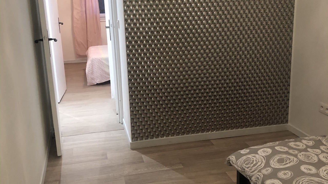 Photo of Bedroom in Deville-les-Rouen