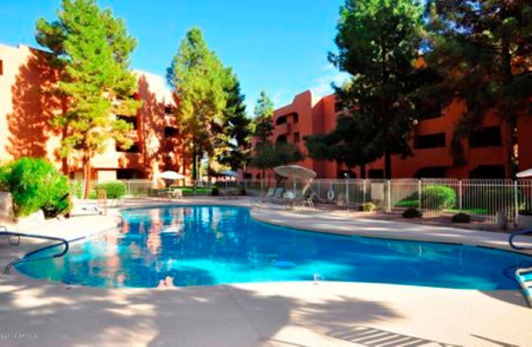 Photo of Outdoor in Paradise Valley Village