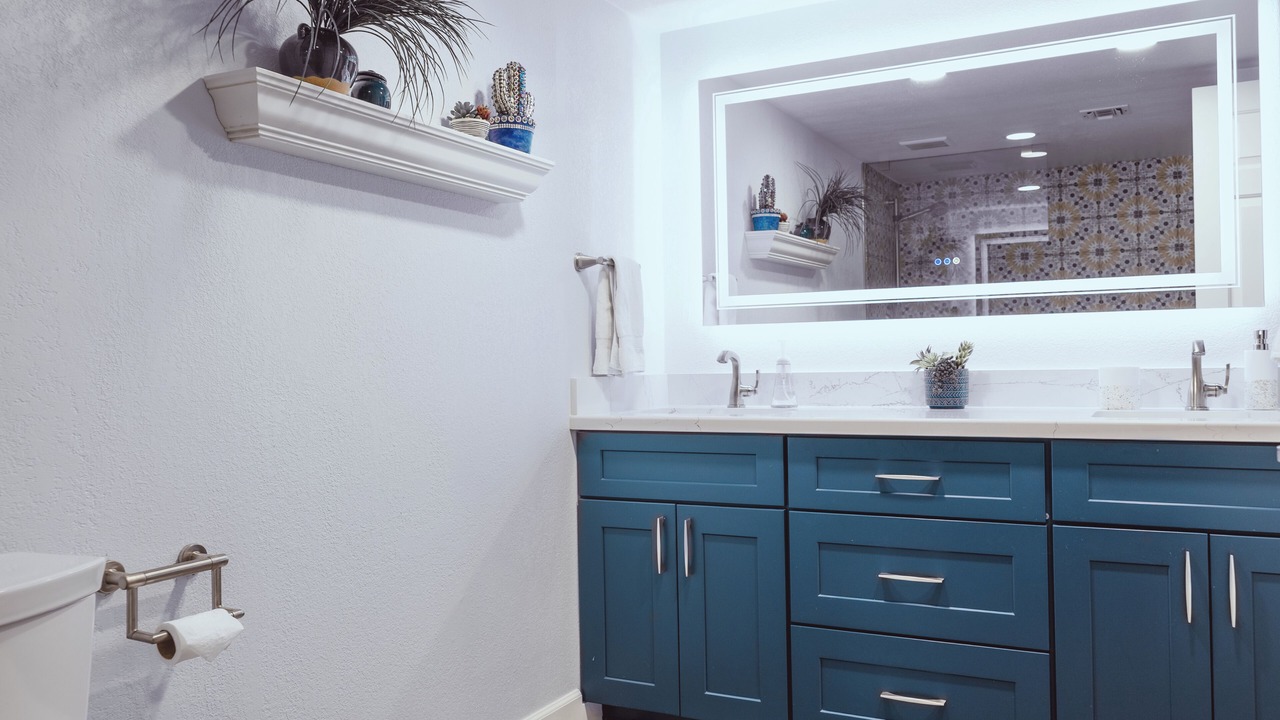 Photo of Bathroom in Paradise Valley Village