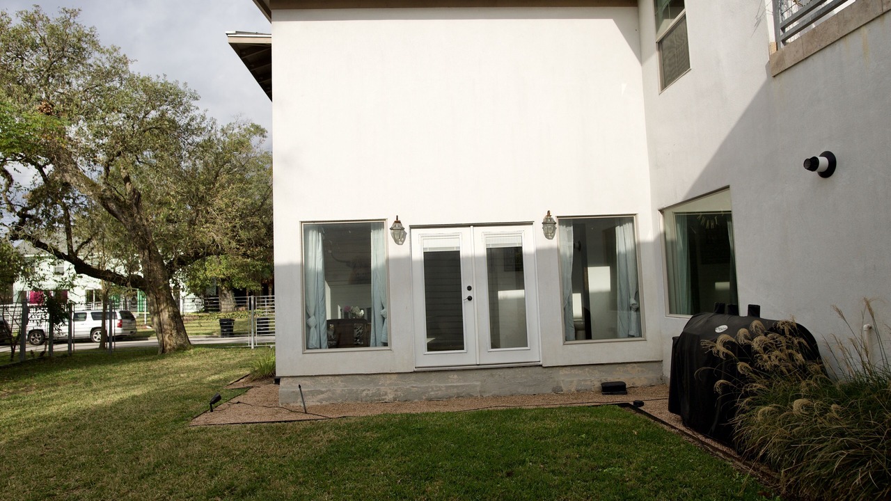 Photo of Outdoor in Riverside Terrace