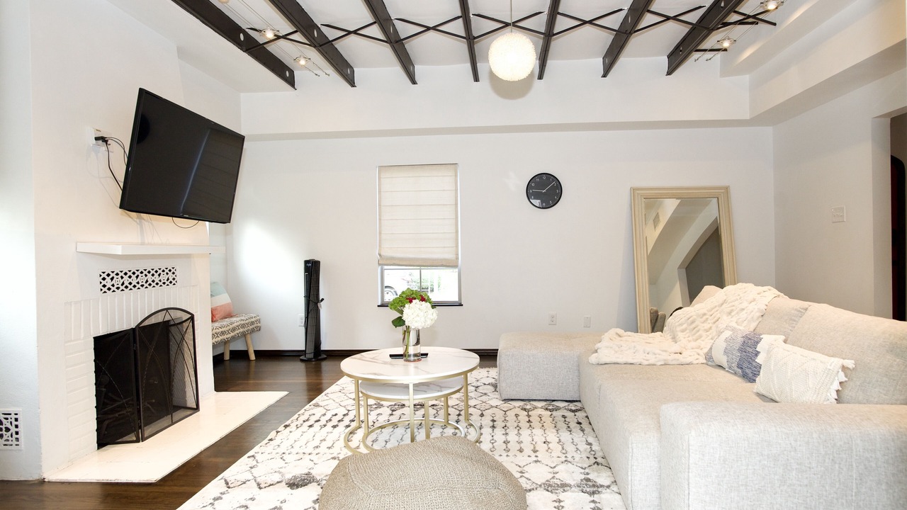 Photo of Livingroom in Riverside Terrace