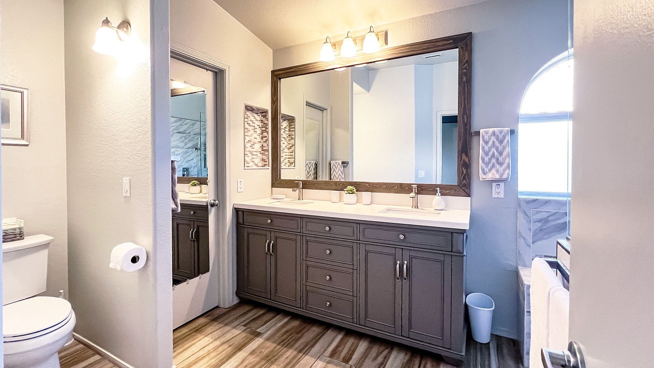 Photo of Bathroom in Superstition Springs