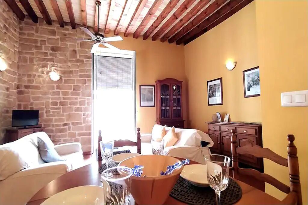 Photo of Livingroom in Barri Vell - Santa Creu