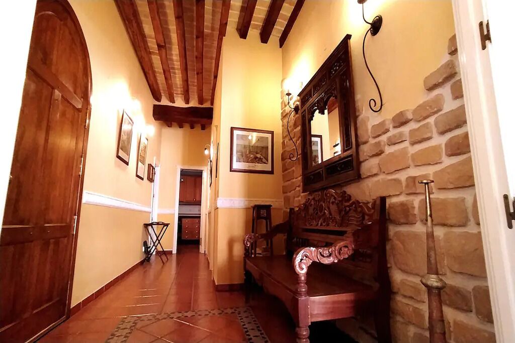 Photo of Others in Barri Vell - Santa Creu