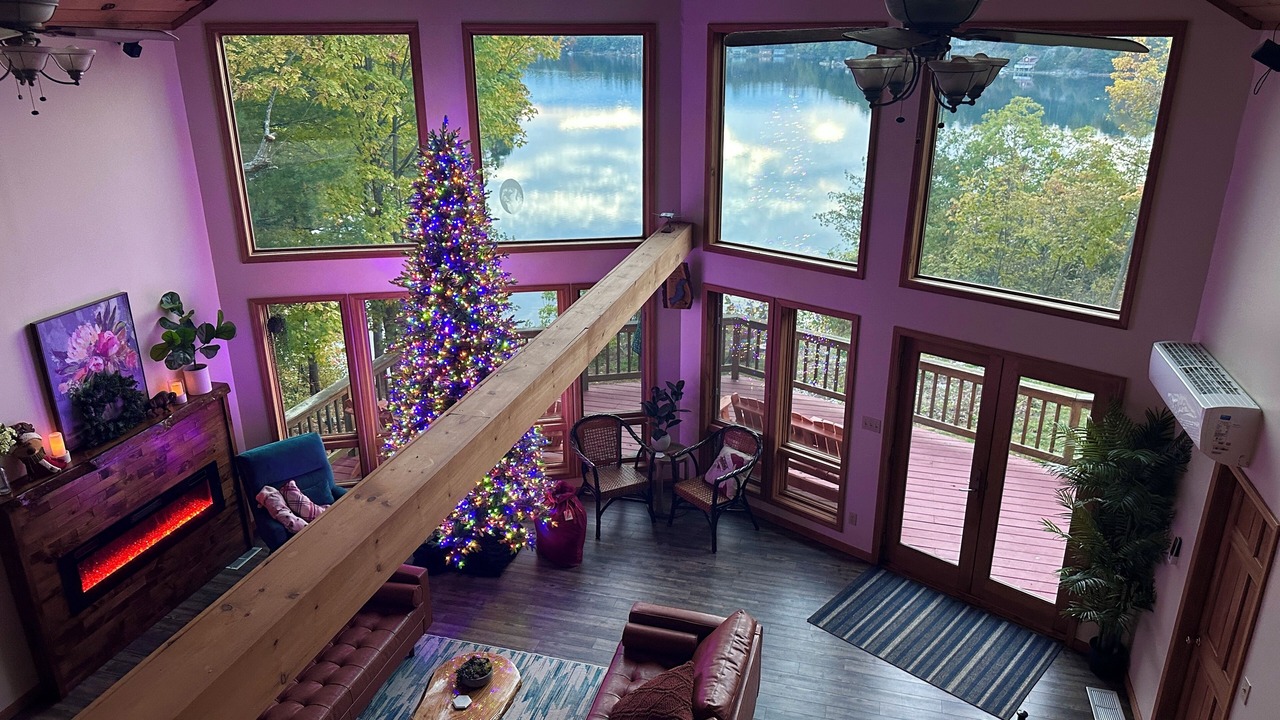 Photo of Livingroom in Town of Macomb