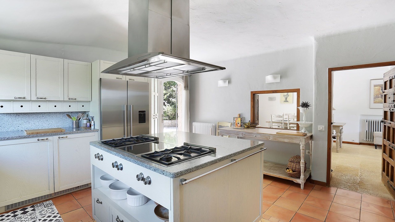 Photo of Kitchen in Lourmarin