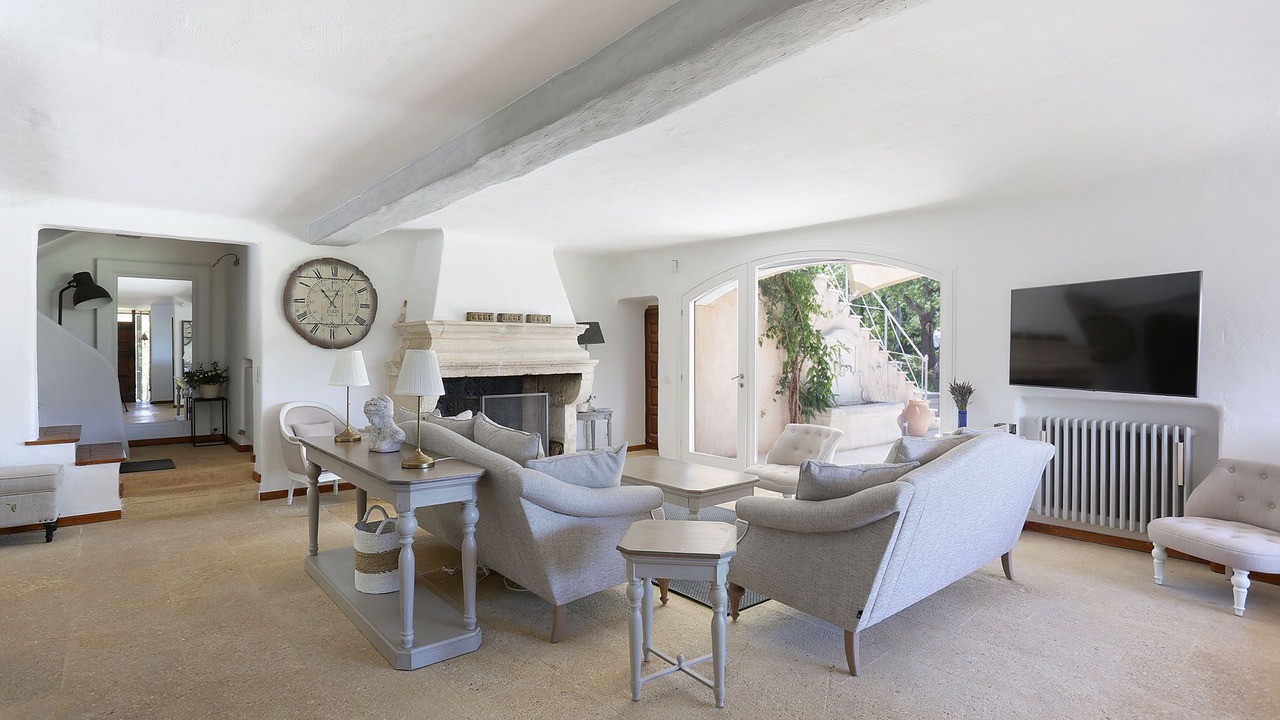 Photo of Livingroom in Lourmarin