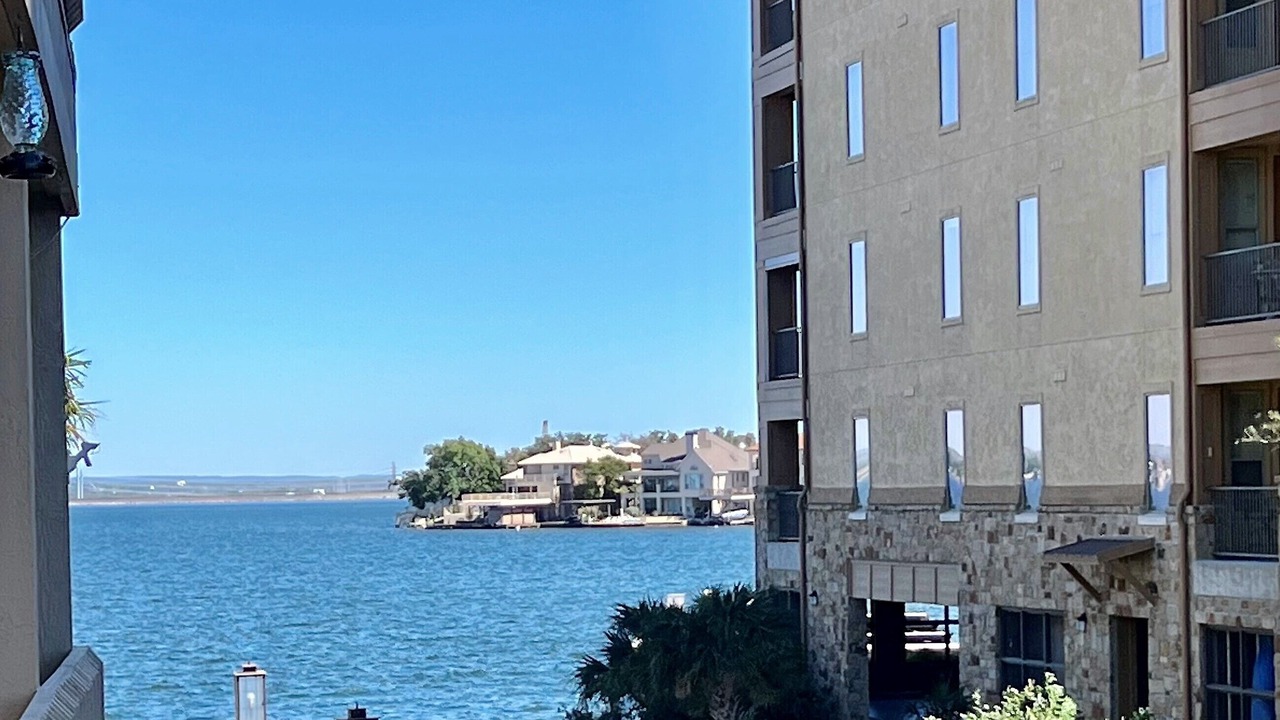 Photo of Others in Horseshoe Bay