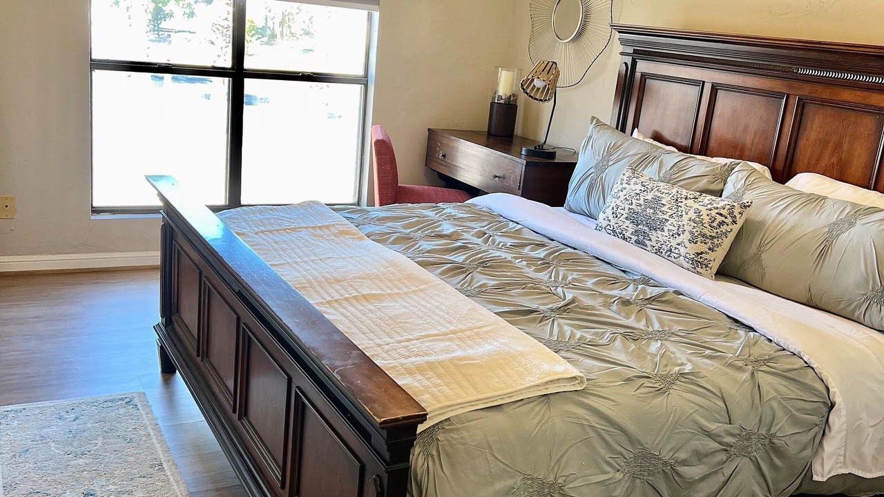 Photo of Bedroom in Horseshoe Bay