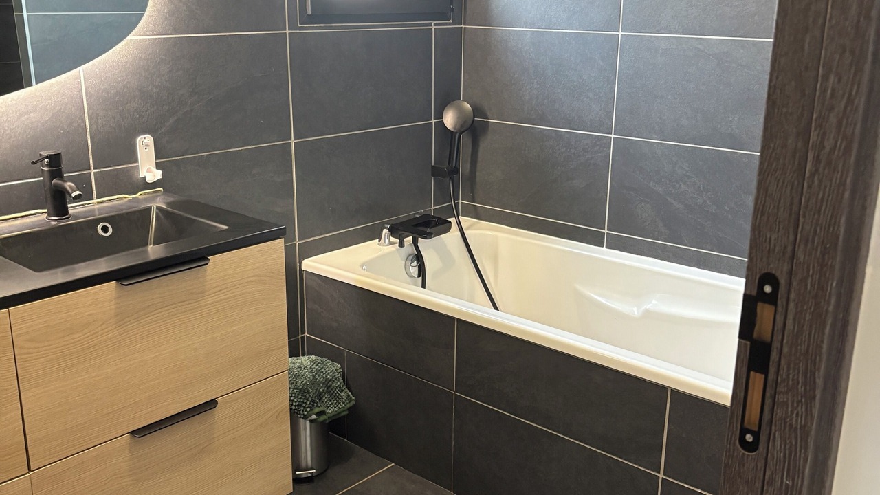 Photo of Bathroom in Gujan-Mestras