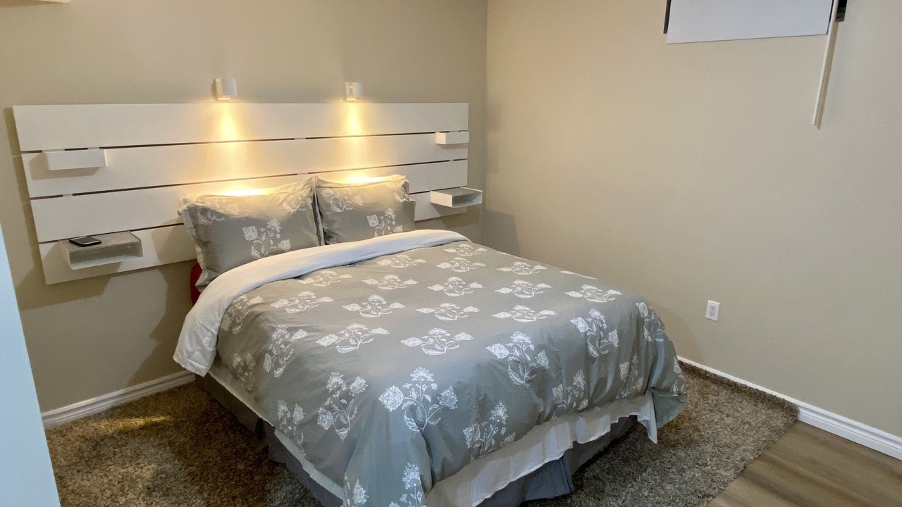 Photo of Bedroom in Newmarket