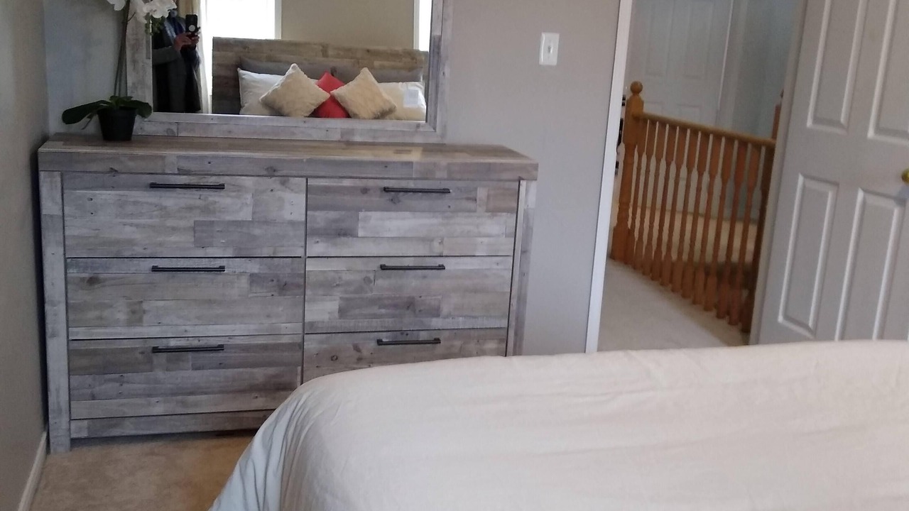 Photo of Bedroom in Ajax