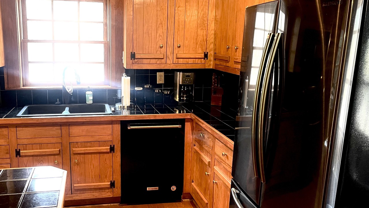 Photo of Kitchen in Georgia Coast