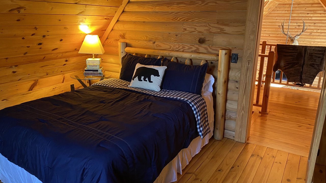 Photo of Bedroom in Georgia Coast