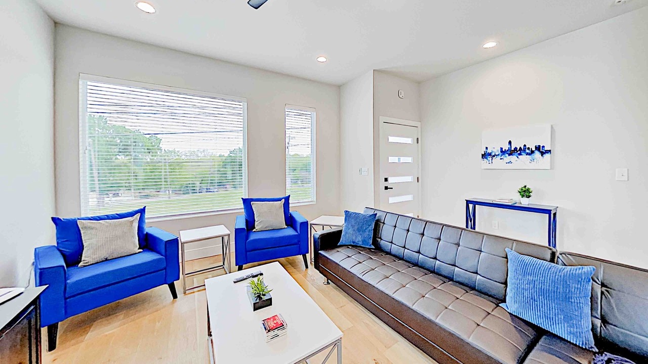 Photo of Livingroom in Foster Heights
