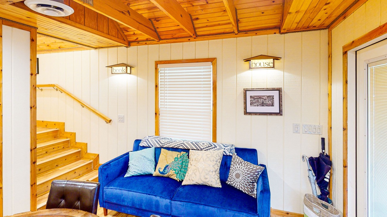 Photo of Livingroom in Austin