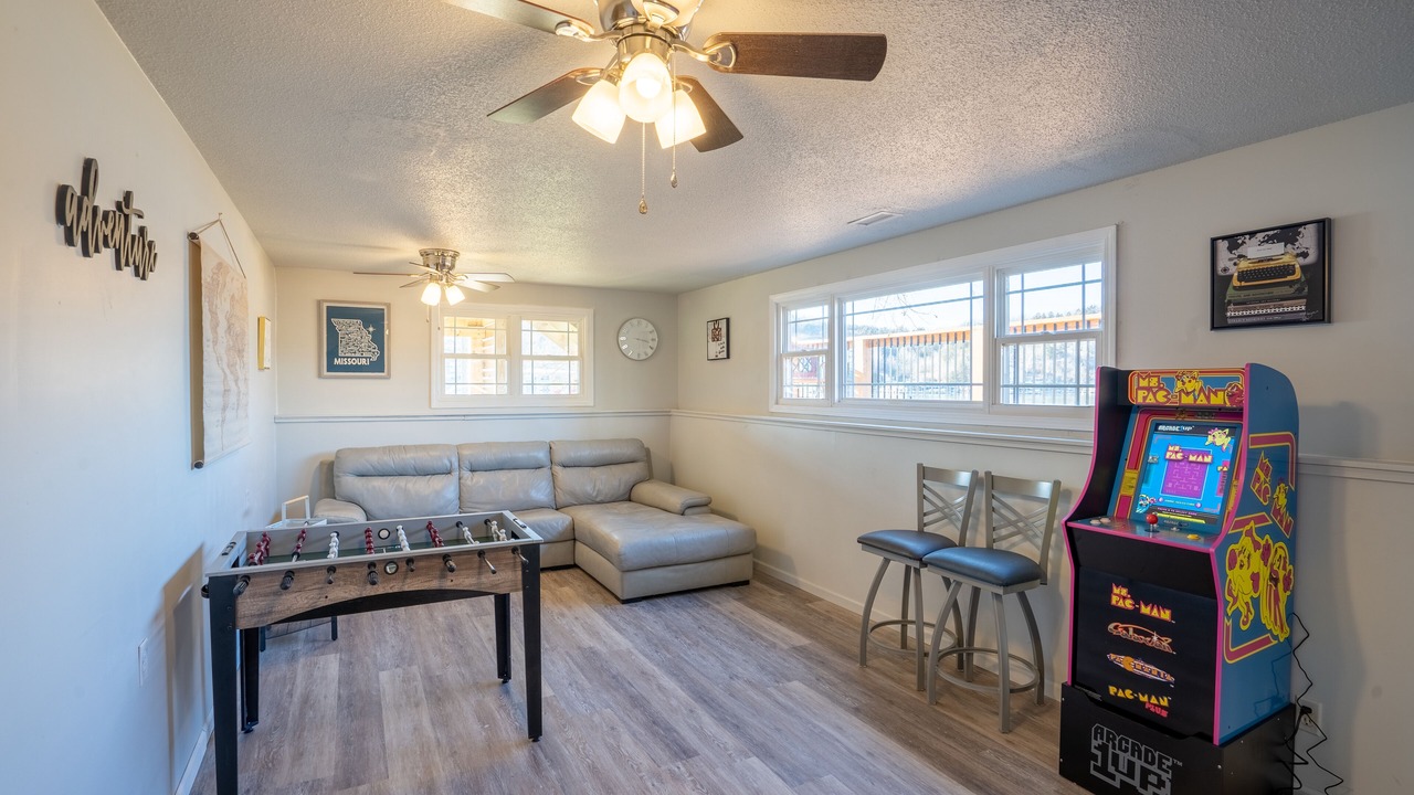 Photo of Bedroom in Camdenton