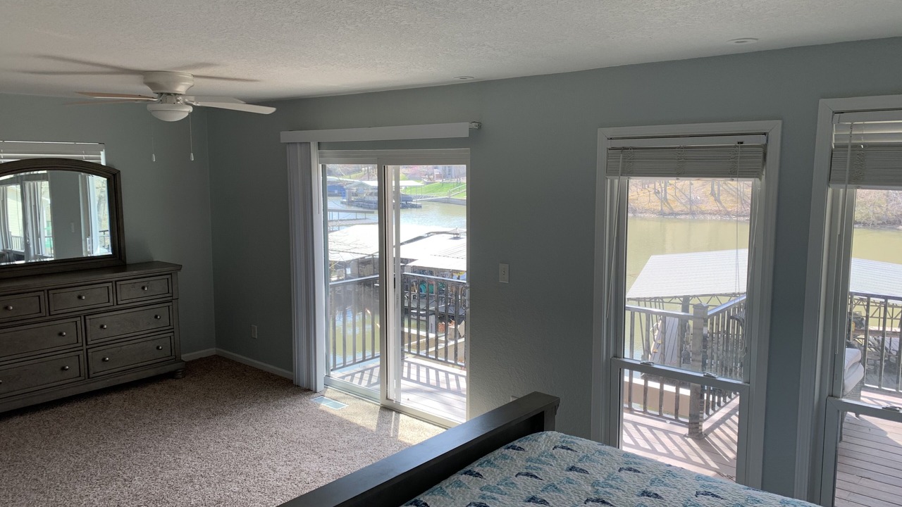 Photo of Bedroom in Camdenton