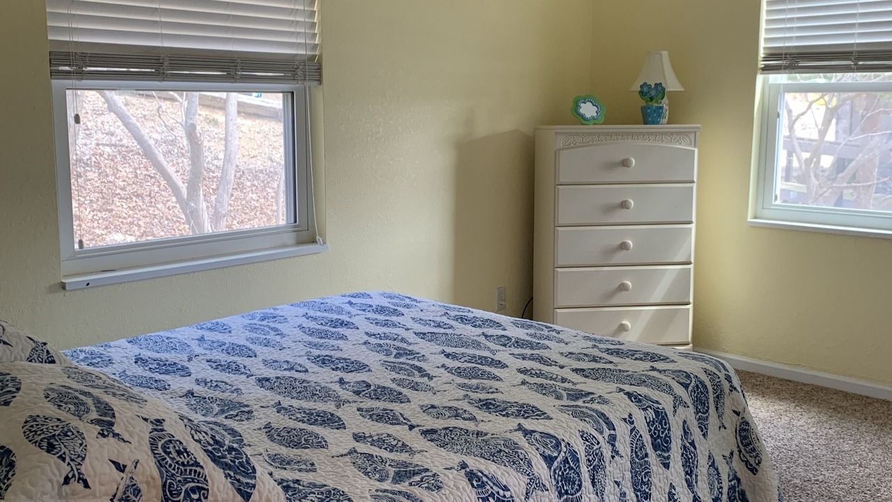 Photo of Bedroom in Camdenton