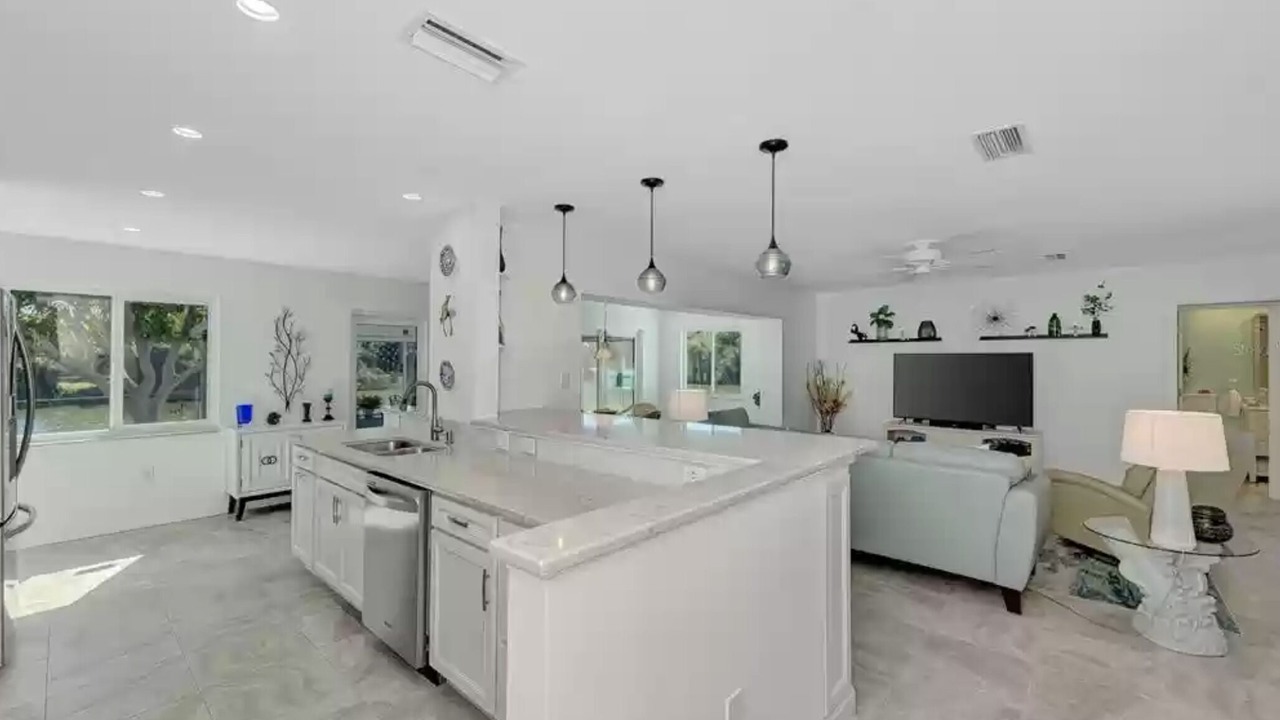 Photo of Kitchen in Venice Gardens